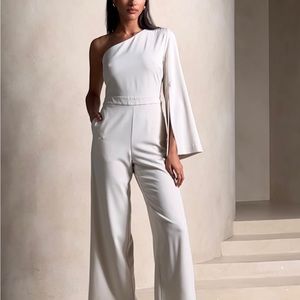 Banana Republic Factory One-Shoulder Crepe Jumpsuit 12P White Alabaster EUC